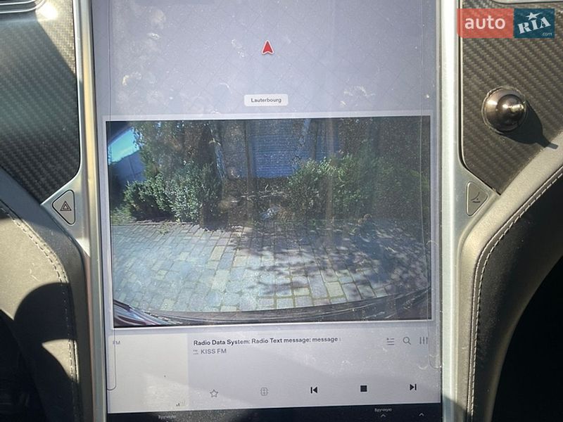Лифтбек Tesla Model S 2016 в Днепре
