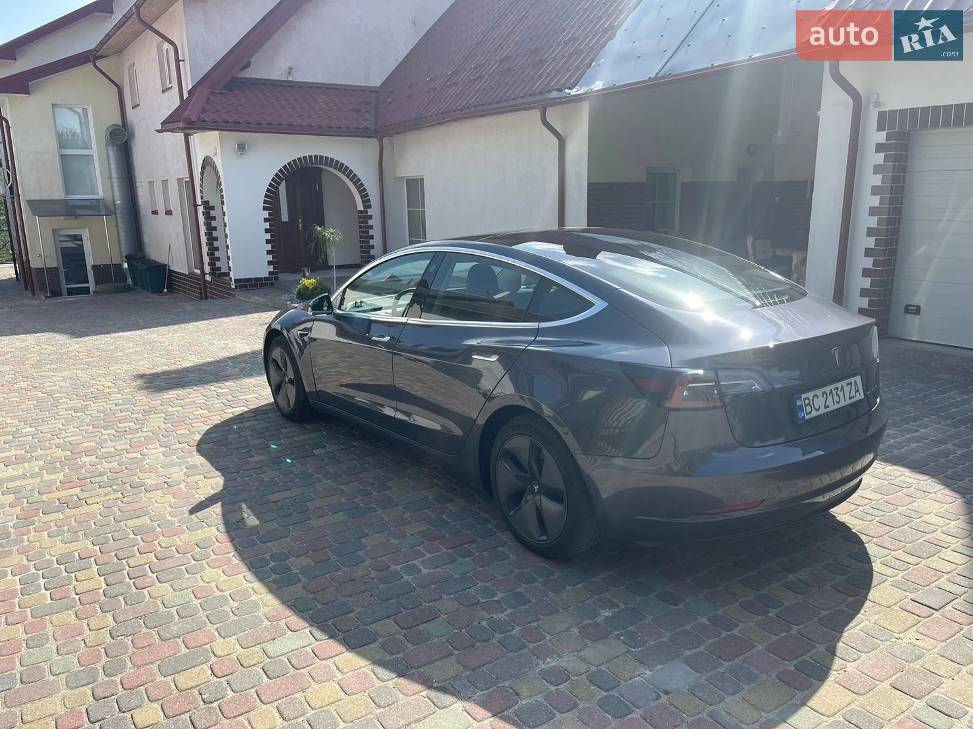 2020 Tesla Model S - мініатюра 9