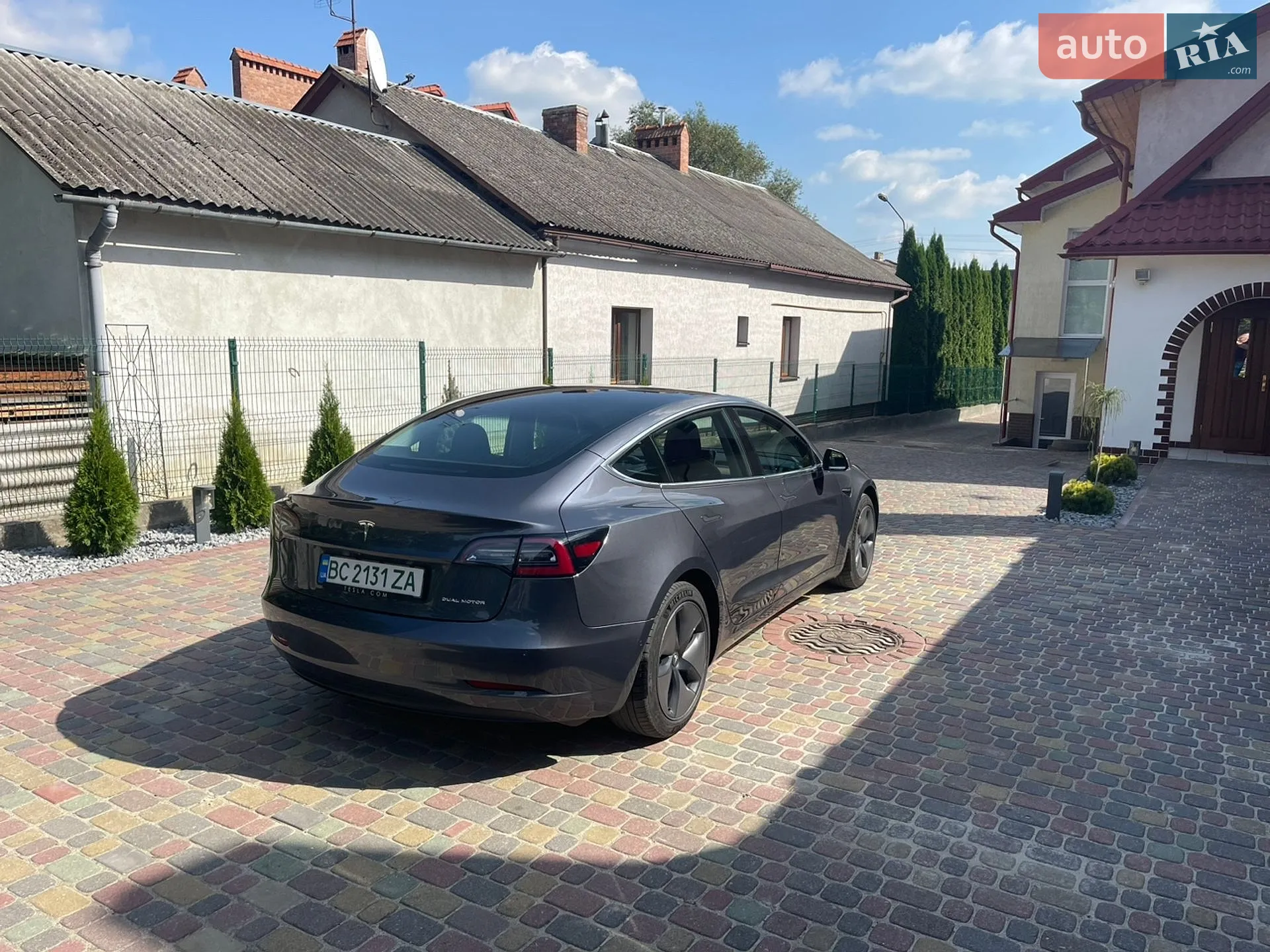 2020 Tesla Model S - мініатюра 11