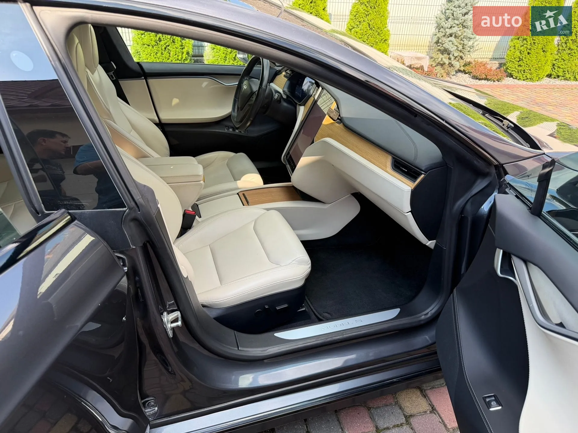 2020 Tesla Model S - мініатюра 17