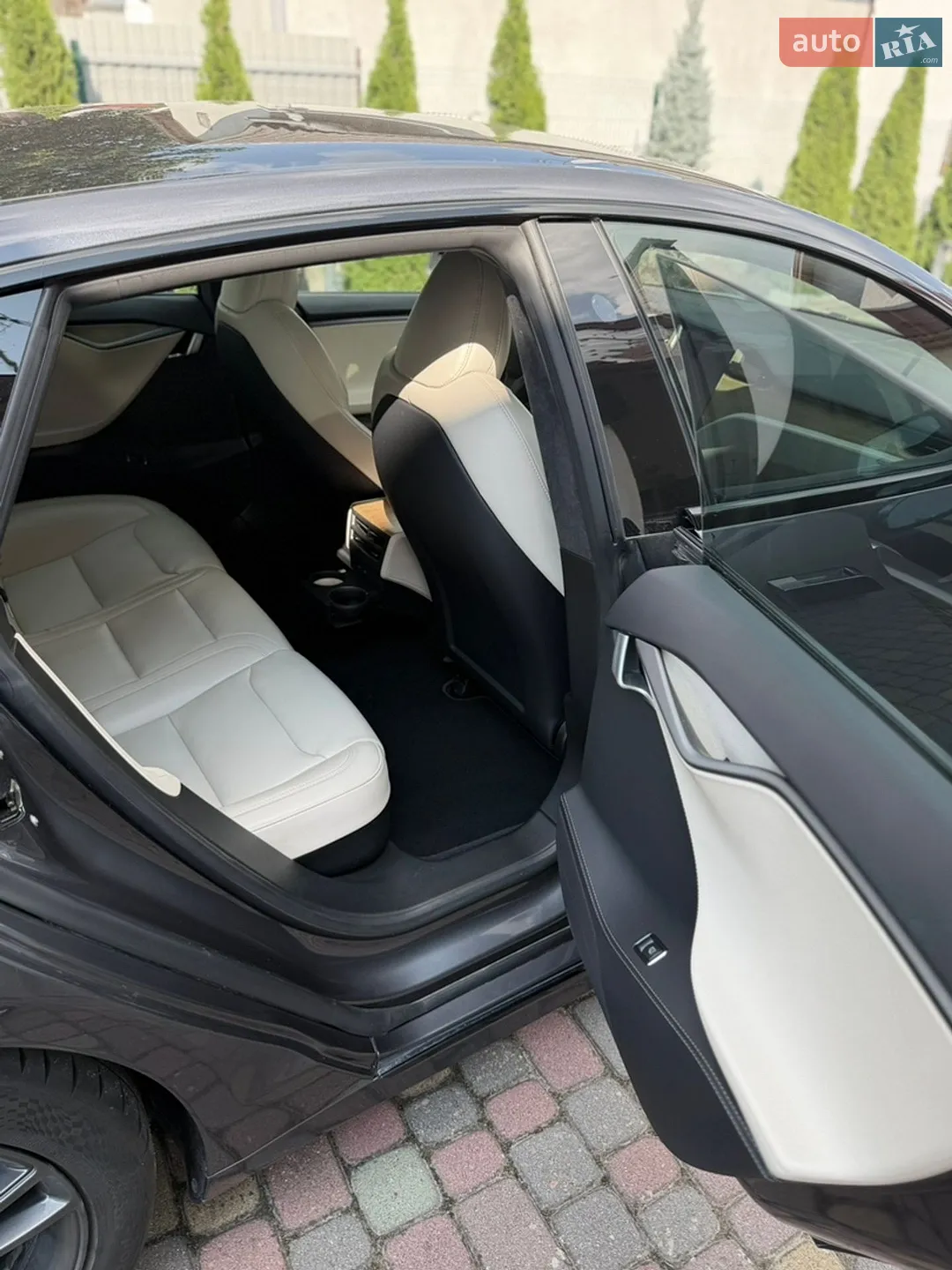 2020 Tesla Model S - мініатюра 18