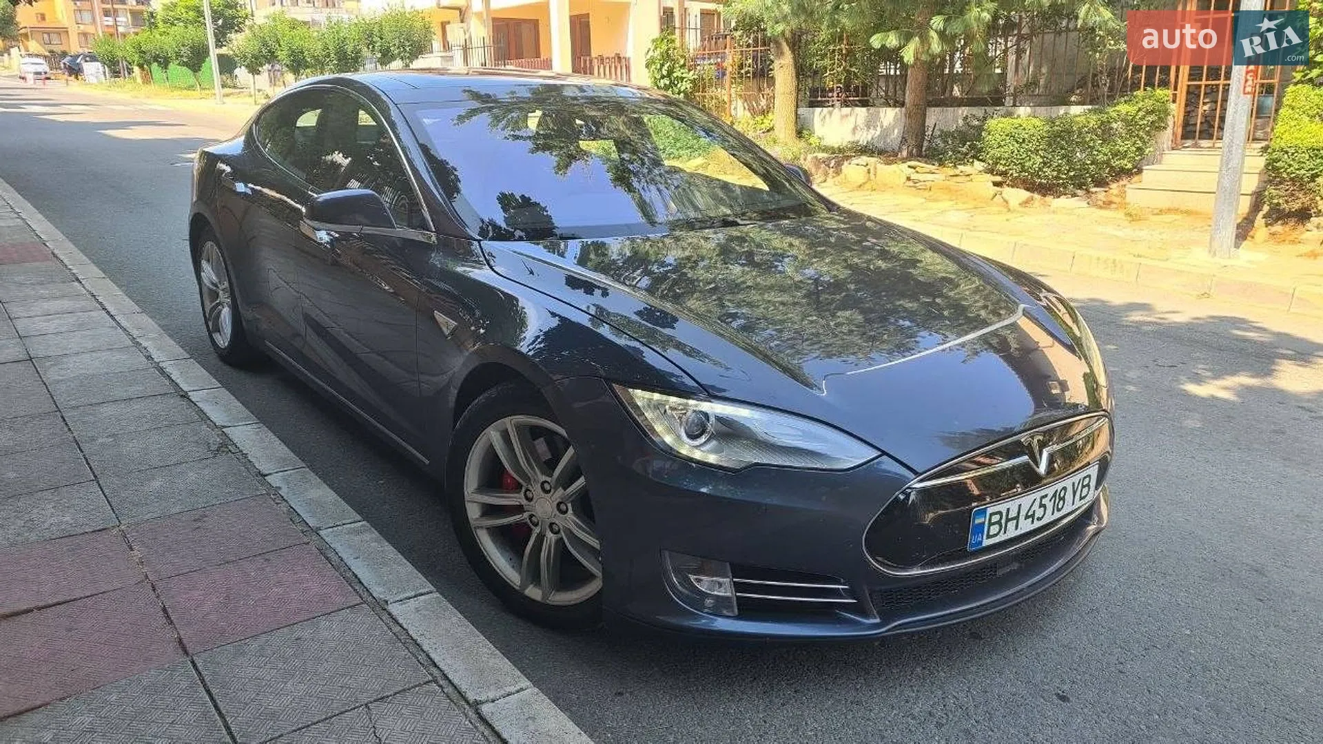 2015 Tesla Model S - мініатюра 2