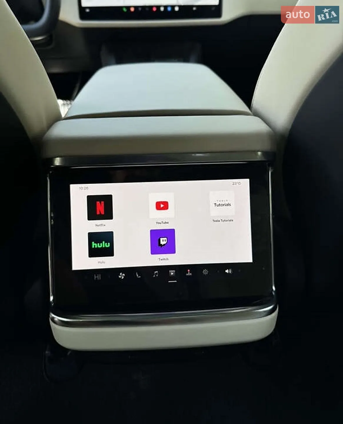 2021 Tesla Model S - мініатюра 13