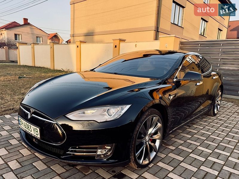 Tesla Model S 2014 Tesla Model S 2014