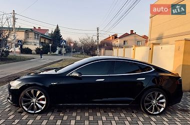 Лифтбек Tesla Model S 2014 в Одессе