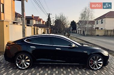 Лифтбек Tesla Model S 2014 в Одессе