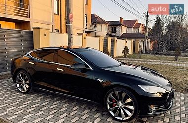 Лифтбек Tesla Model S 2014 в Одессе