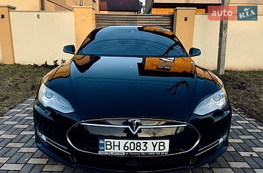 Лифтбек Tesla Model S 2014 в Одессе