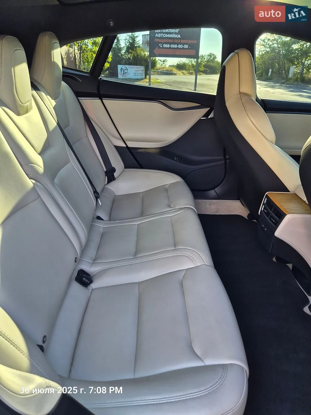 2019 Tesla Model S - мініатюра 8