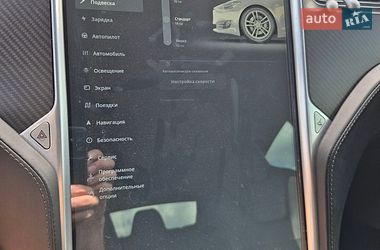 Лифтбек Tesla Model S 2016 в Житомире