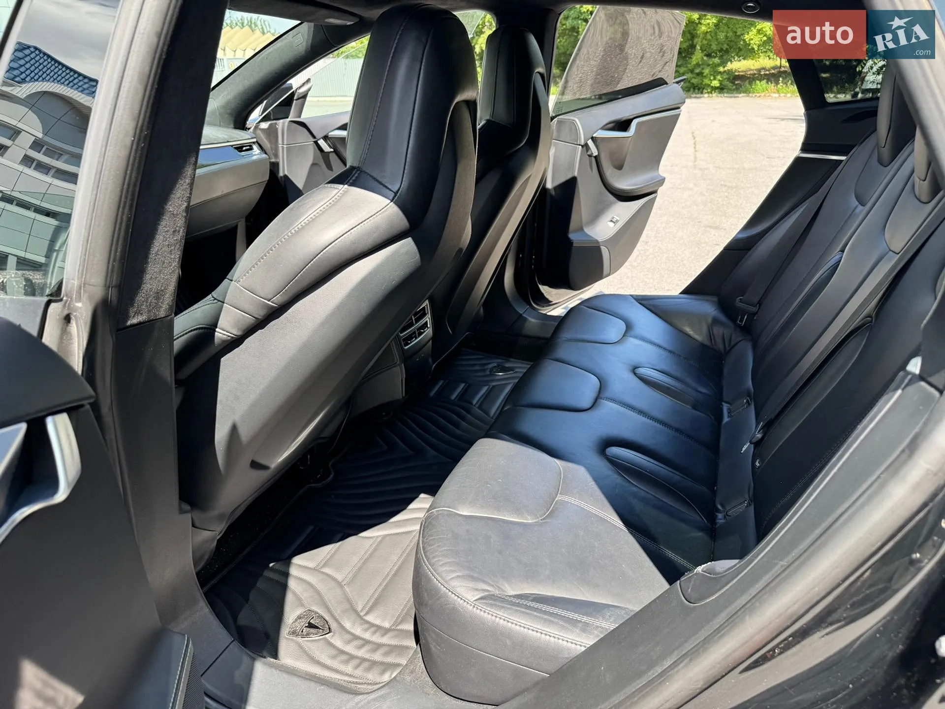 2015 Tesla Model S - мініатюра 22