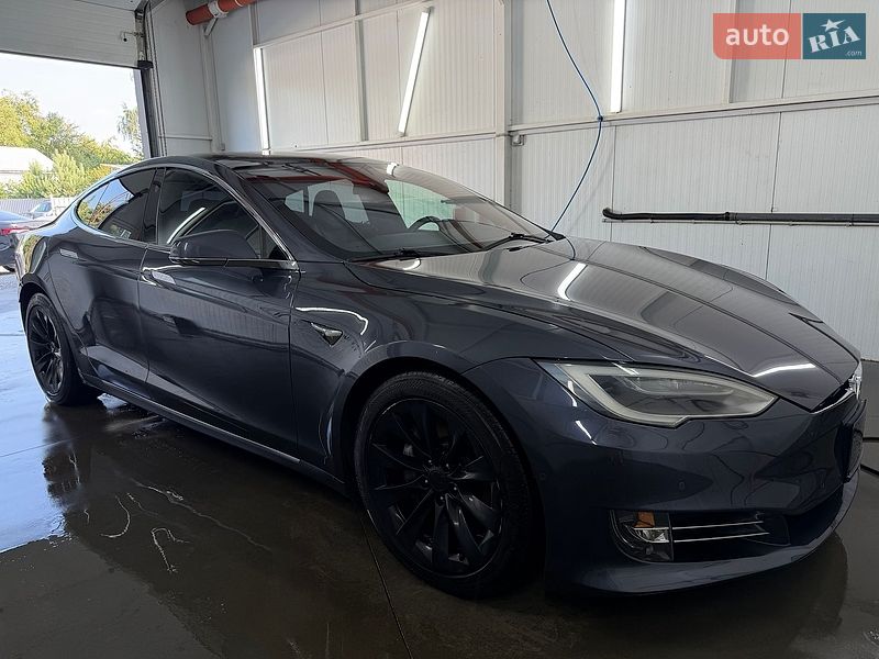 Ліфтбек Tesla Model S 2018 в Дрогобичі фото 2 Ліфтбек Tesla Model S 2018 в Дрогобичі
