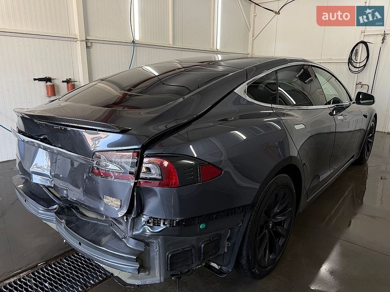 Ліфтбек Tesla Model S 2018 в Дрогобичі фото 18 Ліфтбек Tesla Model S 2018 в Дрогобичі