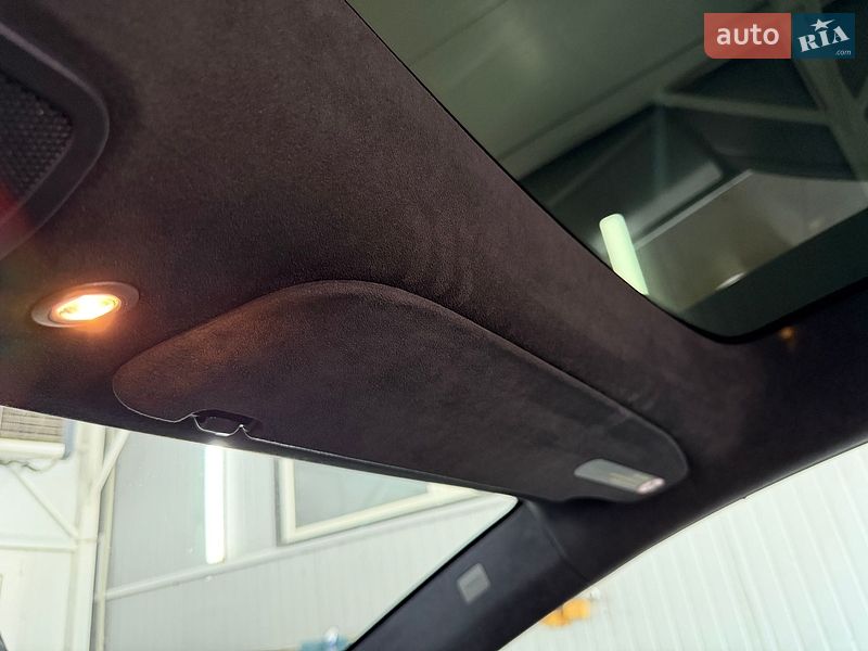 Ліфтбек Tesla Model S 2018 в Дрогобичі фото 32 Ліфтбек Tesla Model S 2018 в Дрогобичі