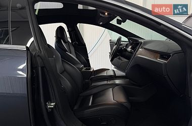 Ліфтбек Tesla Model S 2018 в Дрогобичі фото 53 Ліфтбек Tesla Model S 2018 в Дрогобичі