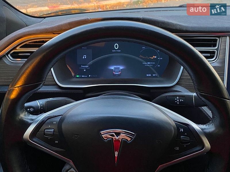 Tesla Model S 2015 Tesla Model S 2015