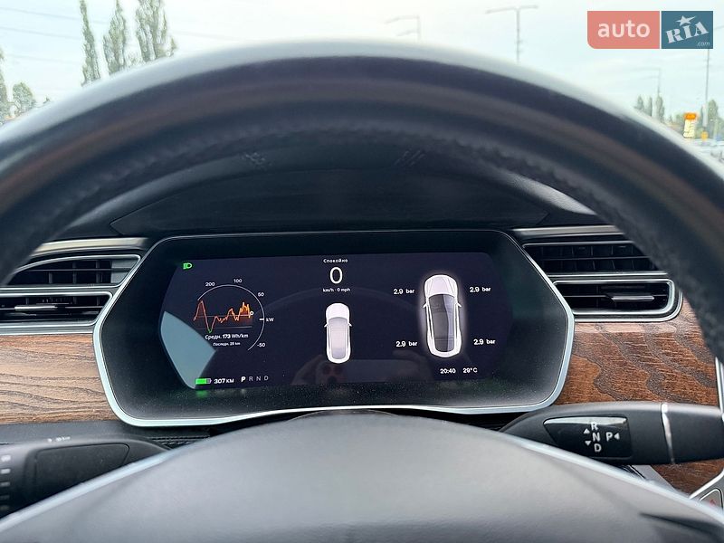 Лифтбек Tesla Model S 2017 в Киеве