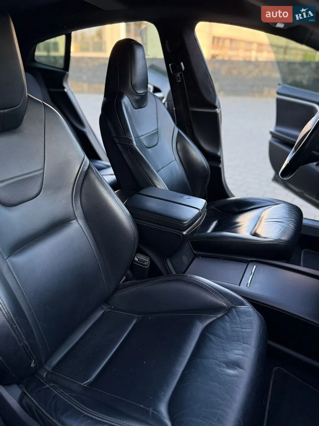 2016 Tesla Model S - мініатюра 13