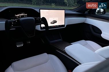 Ліфтбек Tesla Model S 2022 в Дніпрі