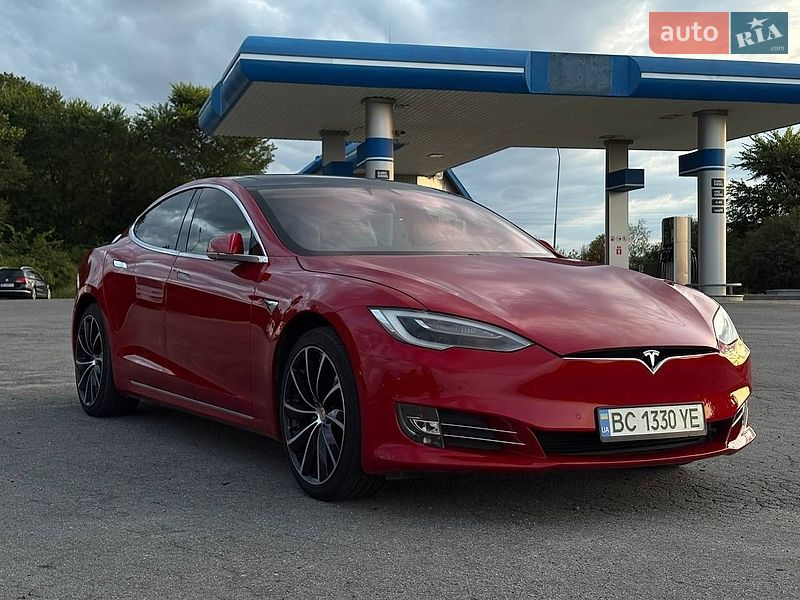 Лифтбек Tesla Model S 2018 в Львове фото 3 Лифтбек Tesla Model S 2018 в Львове