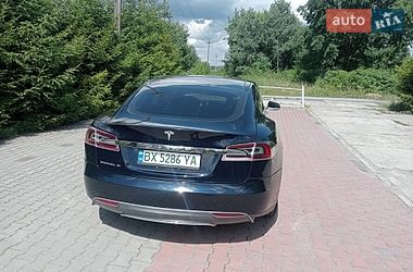 Ліфтбек Tesla Model S 2013 в Шепетівці