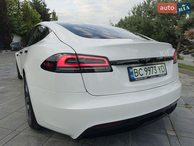 Лифтбек Tesla Model S 2023 в Львове фото 6 Лифтбек Tesla Model S 2023 в Львове