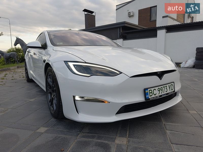 Лифтбек Tesla Model S 2023 в Львове фото 4 Лифтбек Tesla Model S 2023 в Львове