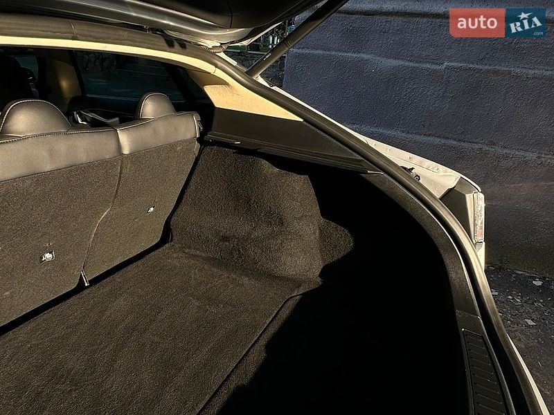 Лифтбек Tesla Model S 2013 в Киеве
