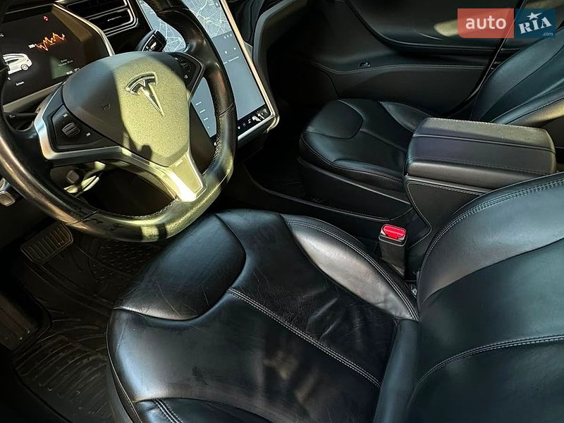 Лифтбек Tesla Model S 2013 в Киеве