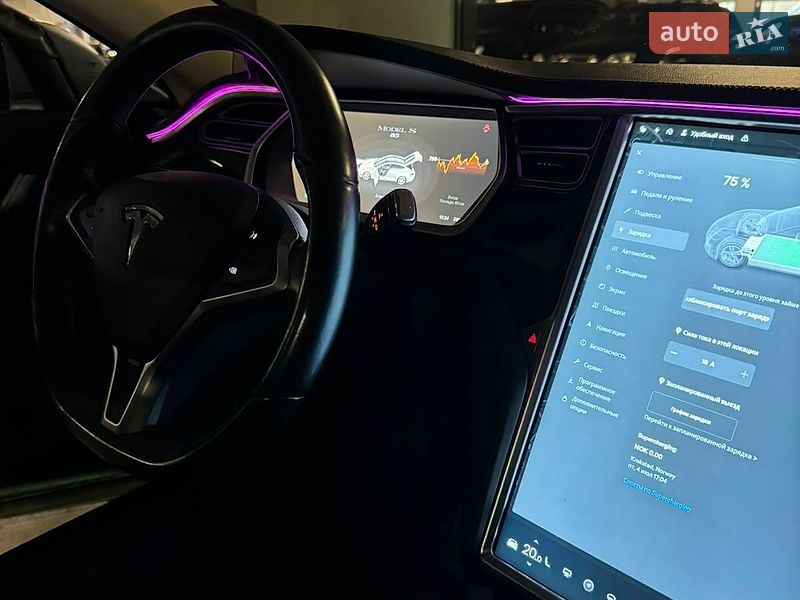 Лифтбек Tesla Model S 2013 в Киеве