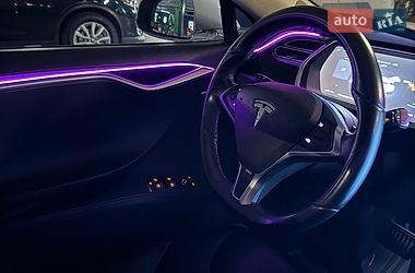 Лифтбек Tesla Model S 2013 в Киеве