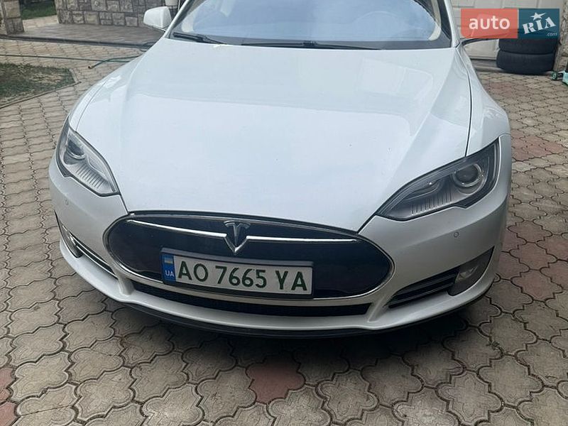 Tesla Model S 2014 Tesla Model S 2014