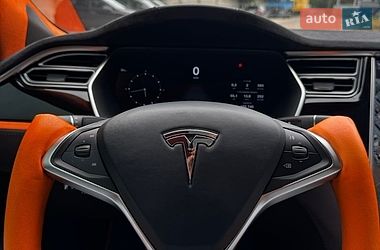 Ліфтбек Tesla Model S 2015 в Одесі