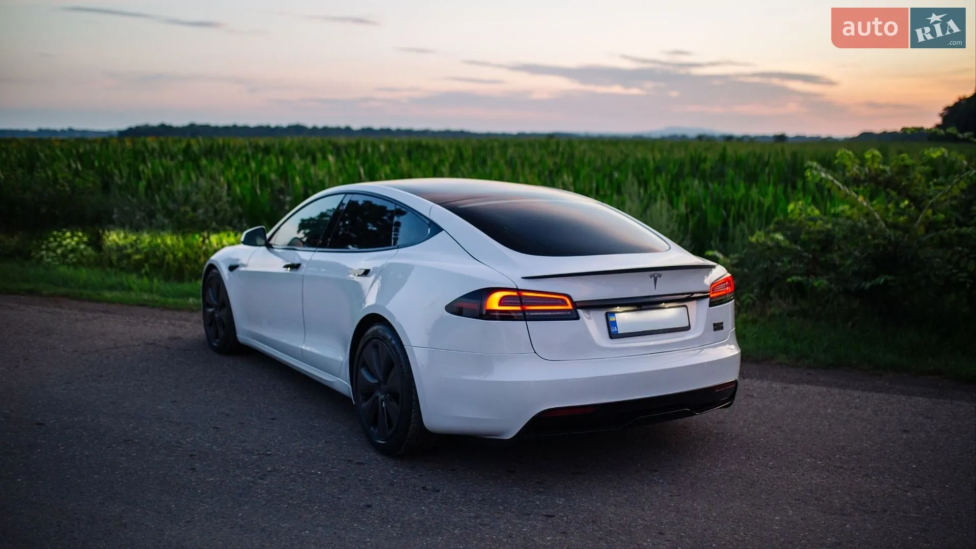 2022 Tesla Model S - мініатюра 7