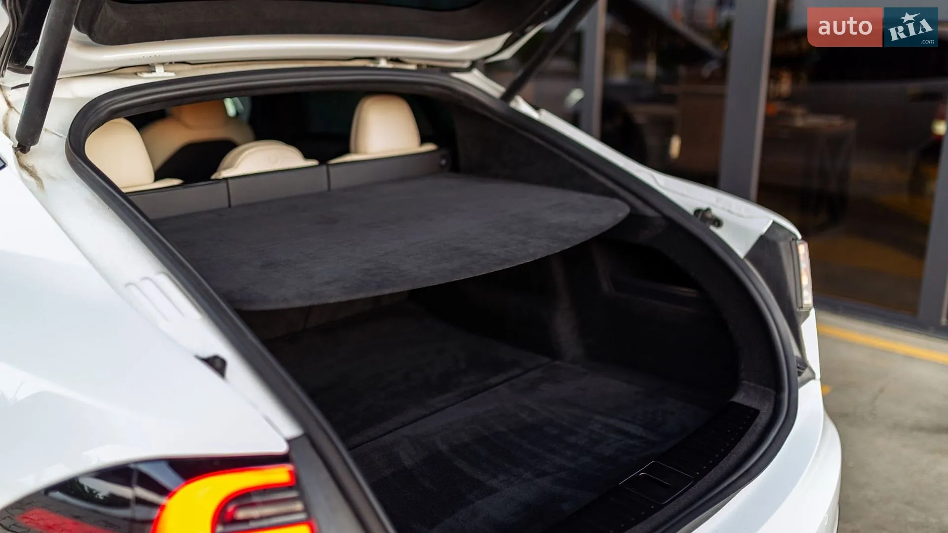 2022 Tesla Model S - мініатюра 44