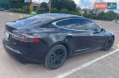Лифтбек Tesla Model S 2016 в Житомире