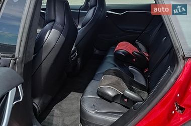 Ліфтбек Tesla Model S 2017 в Києві