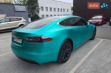 Ліфтбек Tesla Model S 2018 в Києві