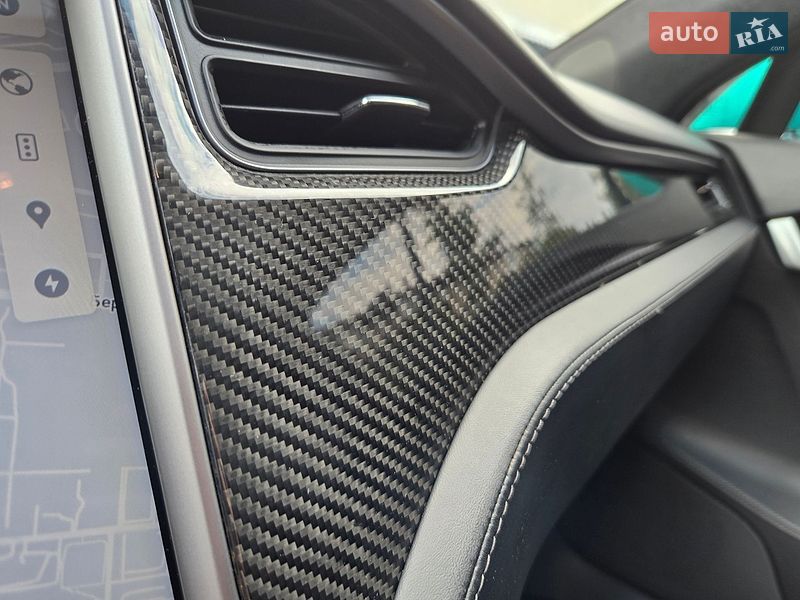 Ліфтбек Tesla Model S 2018 в Києві