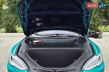Ліфтбек Tesla Model S 2018 в Києві