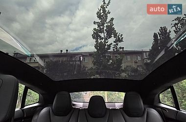 Ліфтбек Tesla Model S 2018 в Києві