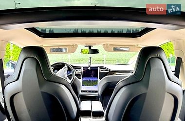 Ліфтбек Tesla Model S 2014 в Кам'янець-Подільському