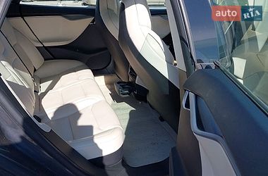 Ліфтбек Tesla Model S 2018 в Львові фото 10 Ліфтбек Tesla Model S 2018 в Львові