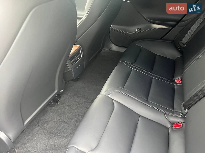 Ліфтбек Tesla Model S 2020 в Полтаві