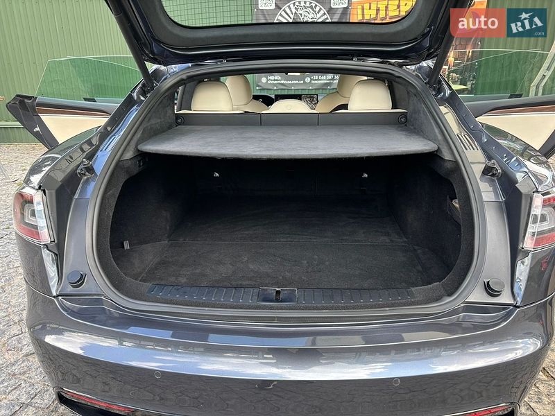 Ліфтбек Tesla Model S 2021 в Золочеві фото 25 Ліфтбек Tesla Model S 2021 в Золочеві