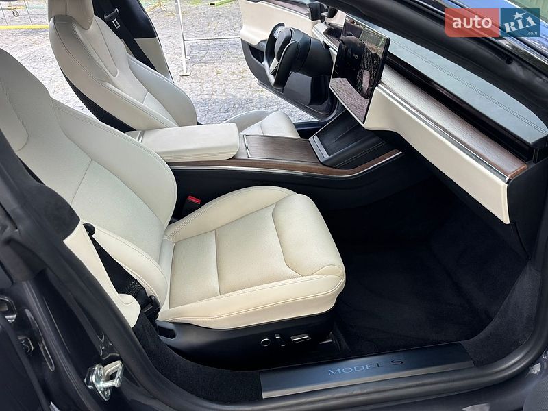 Ліфтбек Tesla Model S 2021 в Золочеві фото 27 Ліфтбек Tesla Model S 2021 в Золочеві
