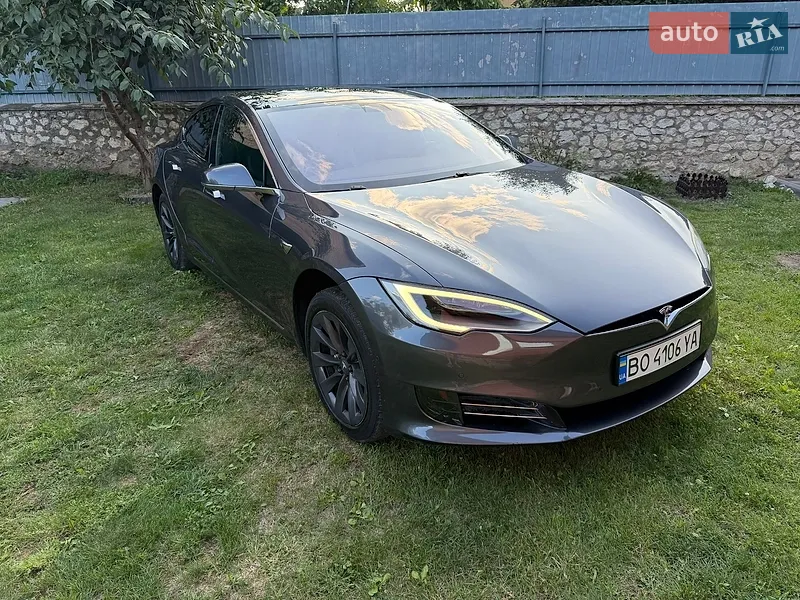 Tesla Model S