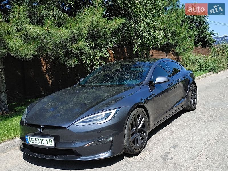 Ліфтбек Tesla Model S 2021 в Дніпрі