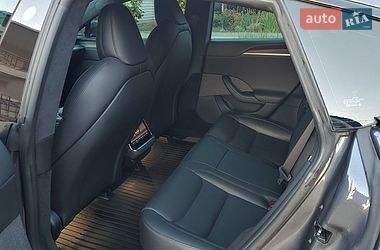 Ліфтбек Tesla Model S 2021 в Дніпрі