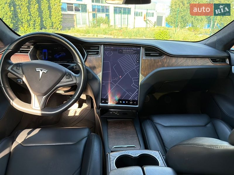 Лифтбек Tesla Model S 2019 в Броварах